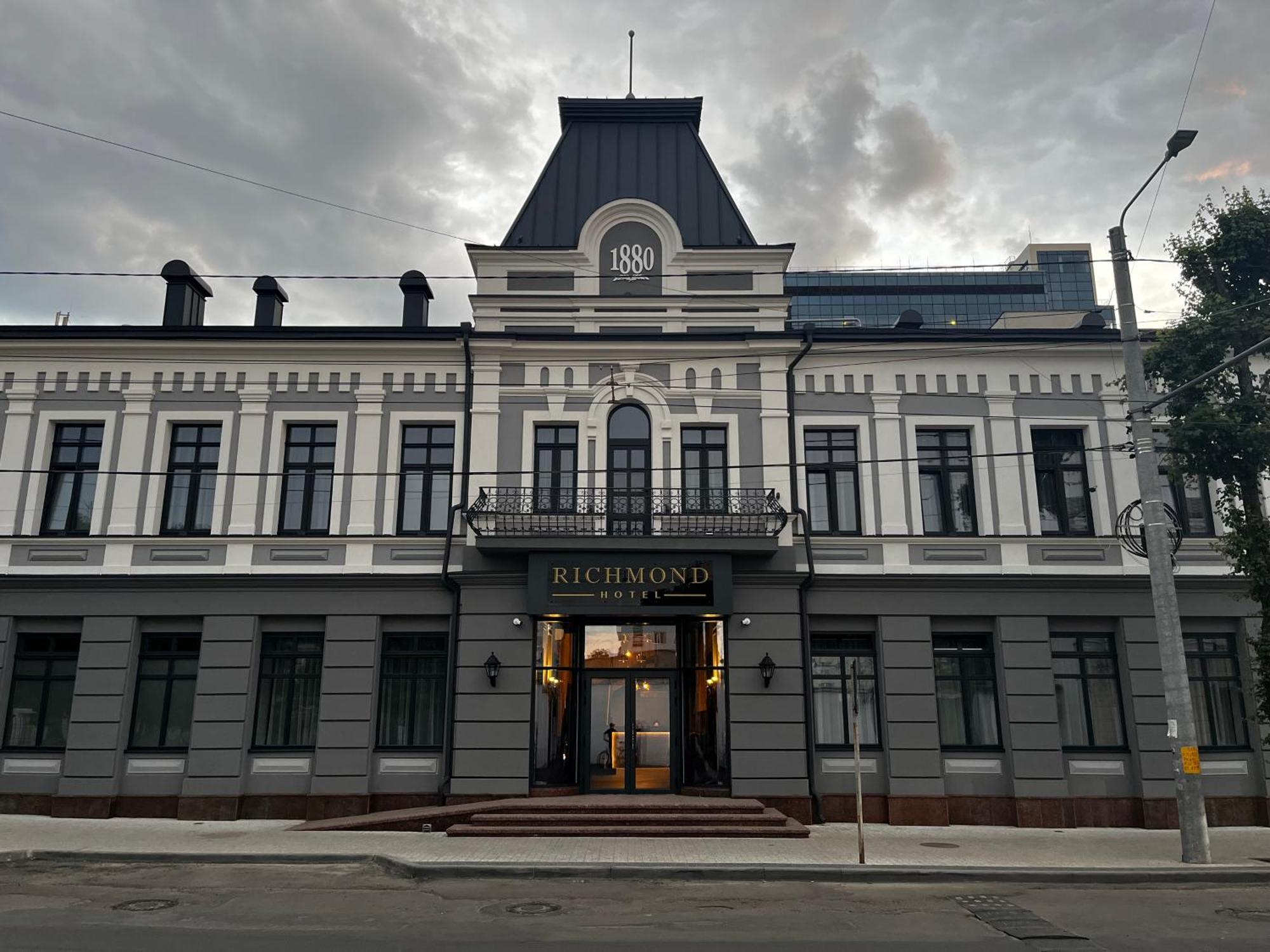 Richmond Hotel Kischinau Exterior foto